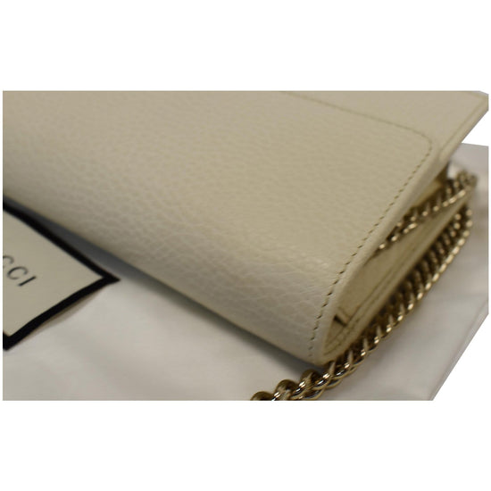 Ivory Gucci GG Interlocking Pebbled Leather Wallet On Chain