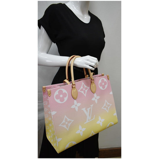 Louis Vuitton Light Pink Giant Monogram and Raffia by The Pool Hawaii Edition Onthego GM Gold Hardware, 2021 (Like New), Yellow/Pink Womens Handbag