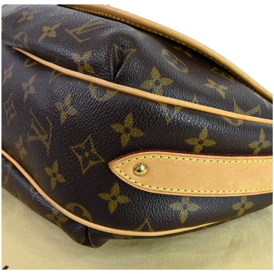 Sold at Auction: AUTHENTIC LOUIS VUITTON TULUM PM MONOGRAM CANVAS SHOULDER  BAG