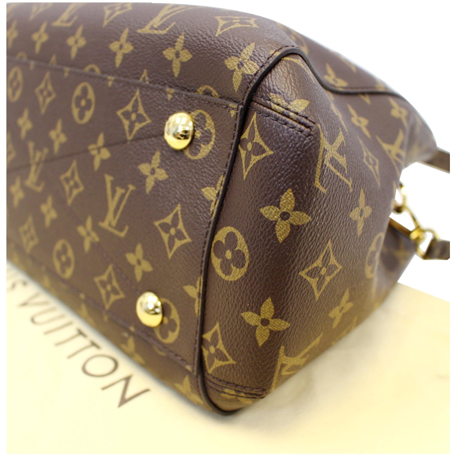 Louis Vuitton Montaigne MM Monogram Canvas Shoulder Bag