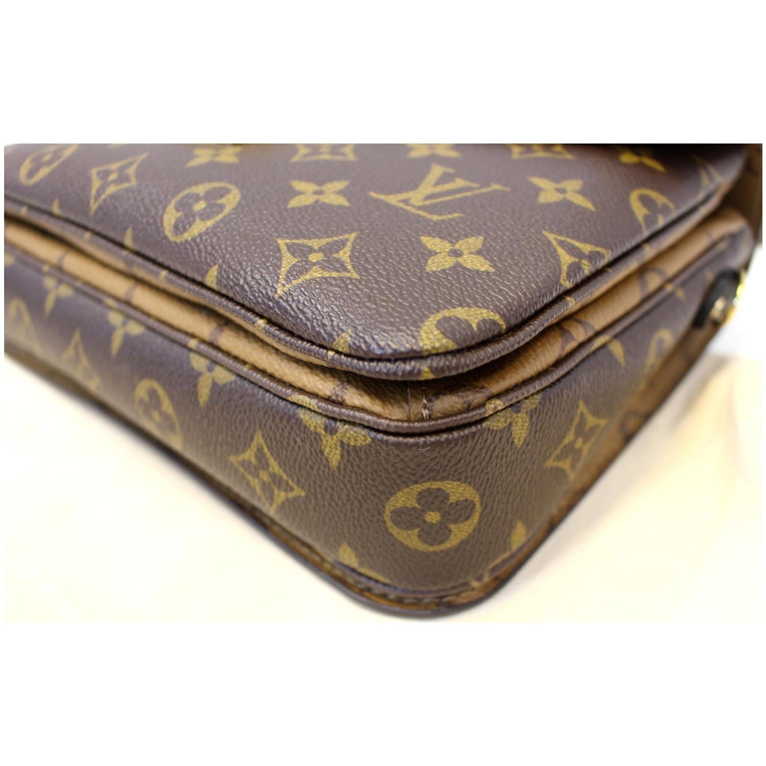 LOUIS VUITTON Crossbody - Pochette Monogram Reverse Canvas Bag