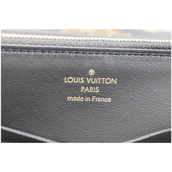 NEW LOUIS VUITTON Black Capucines Pink Flowers Taurillon Leather Wallet  M64105