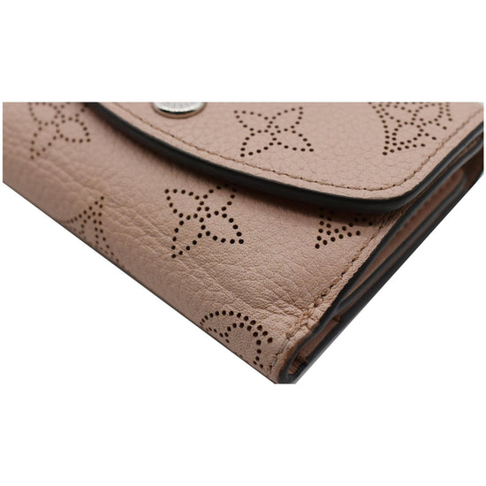 Louis Vuitton Brown Monogram Mahina Iris Compact Wallet Beige Leather  Pony-style calfskin ref.682073 - Joli Closet