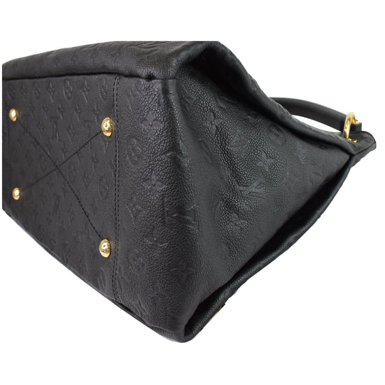 EOW - 🖤 NEW ARRIVAL🖤Louis Vuitton Artsy MM empreinte black noir