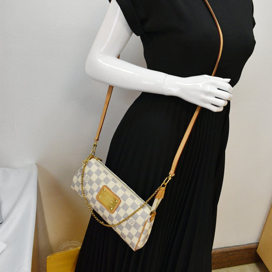 Louis Vuitton Pochette Clutch Eva White Damier Azur Canvas Shoulder Ba -  MyDesignerly