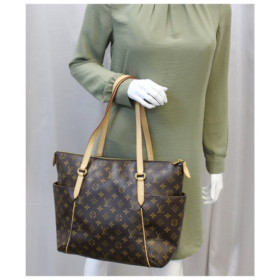 Louis Vuitton Totally mm Monogram Canvas Shoulder Bag TheShadesHut