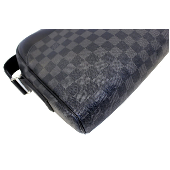 Louis Vuitton - Dayton PM Damier Graphite Canvas Sac Messenger Reporter