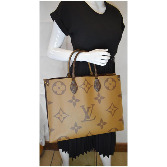 Authentic Louis Vuitton Giant Reverse Monogram Onthego MM Tote M44576