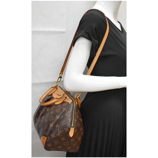 Louis Vuitton Monogram Canvas Segur QJB0DWHJ0B005