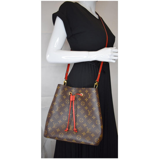 Louis Vuitton LV NeoNoe Handbag MM Brown Monogram Canvas.  Red/Poppy/Coquelicot