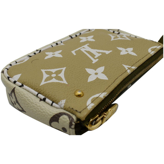 Louis Vuitton Khaki Green/White Monogram Giant Canvas Micro Pochette Bag -  Yoogi's Closet