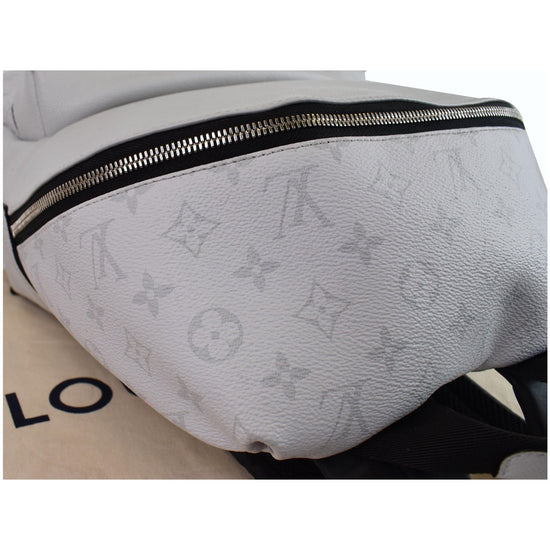 Louis Vuitton Taiga Monogram Discovery Backpack PM Cobalt
