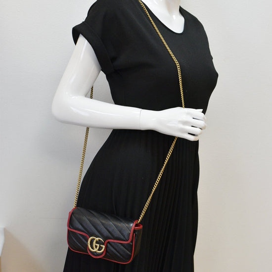 Gucci GG Marmont Super Mini Leather Shoulder Bag in Black