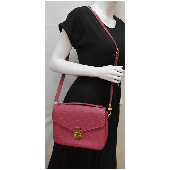 Pochette Metis Empreinte Rose Poudre – Keeks Designer Handbags