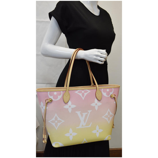 NEW Louis Vuitton Neverfull MM Monogram By The Pool Giant Pink