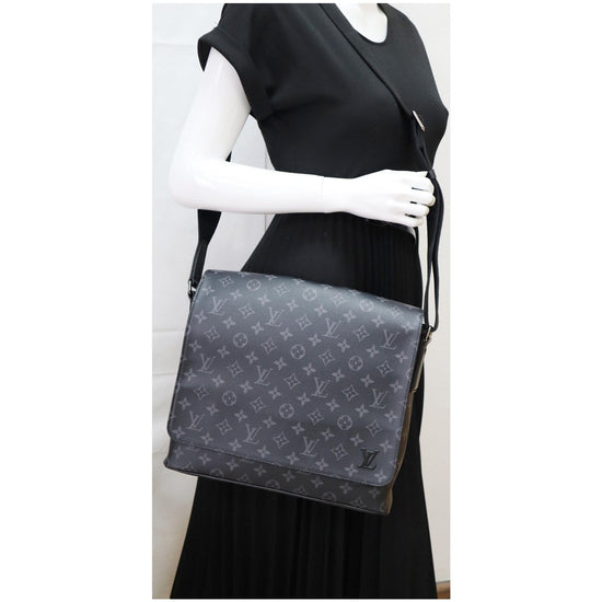 Louis Vuitton Monogram Eclipse District PM