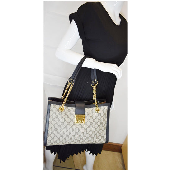 Gucci Medium GG Supreme Padlock Shoulder Bag 479197 White Cloth ref.894826  - Joli Closet