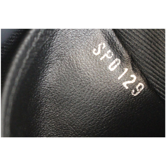 Louis Vuitton Black Monogram Eclipse Discovery Pochette Leather Cloth  Pony-style calfskin ref.880530 - Joli Closet