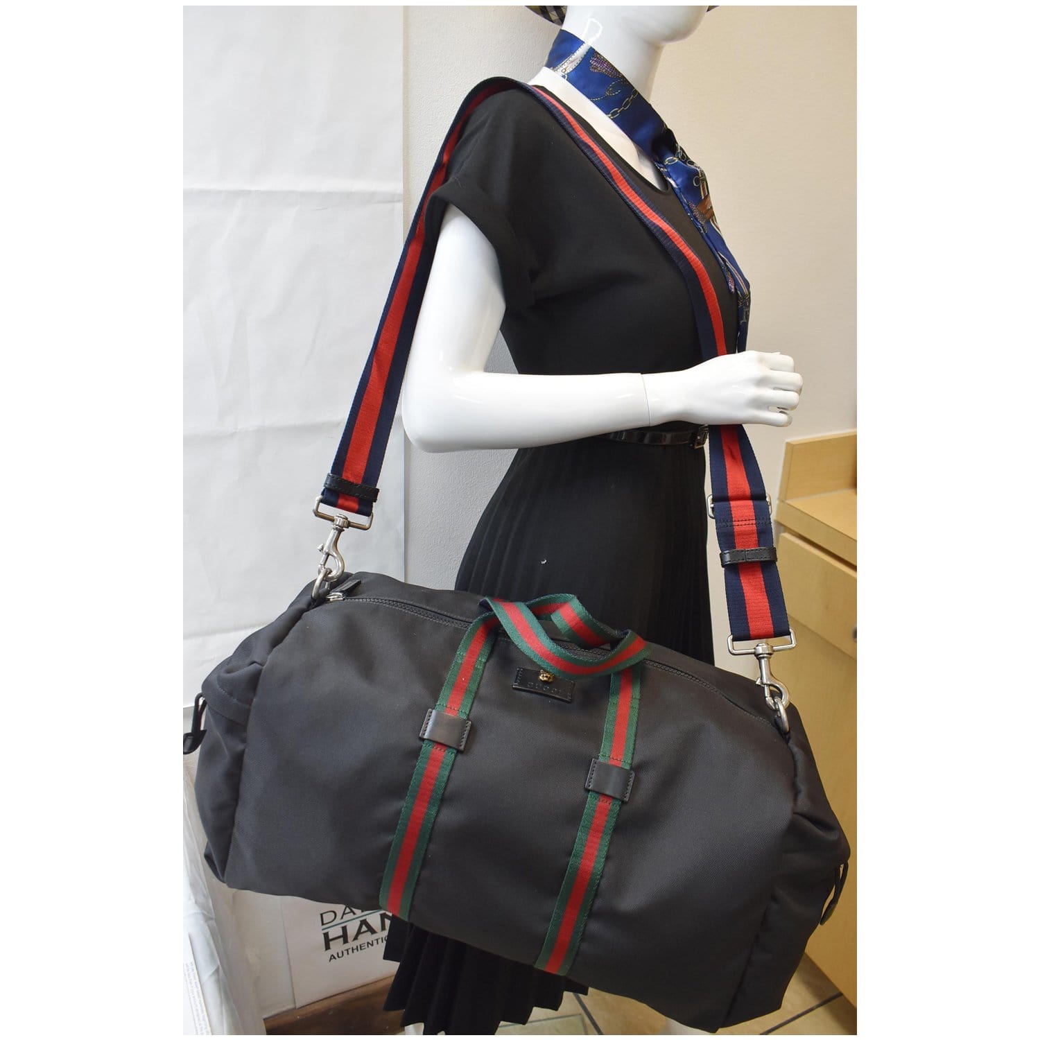Gucci Techno Canvas Duffle Travel Bag Black | Shop at DDH