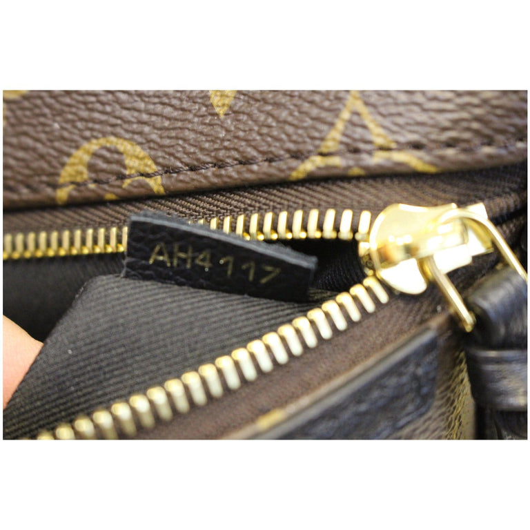 Louis Vuitton Noir Monogram Canvas Tournelle MM Bag - Yoogi's Closet