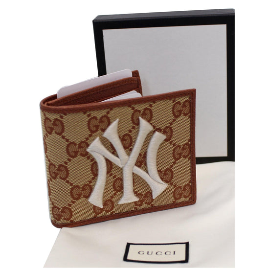 Gucci New York Yankees Patch Wallet GG Beige/Brick Red