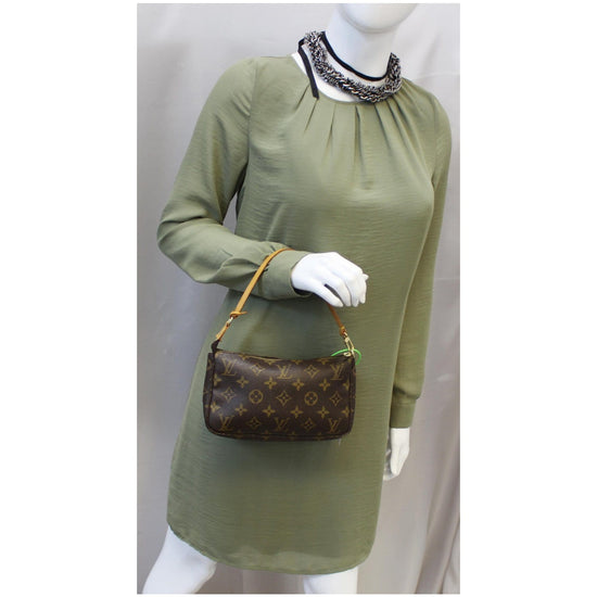 Louis Vuitton 2000s pre-owned Pochette Accessoires Monogram