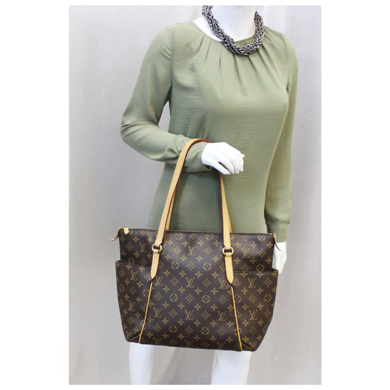 LOUIS VUITTON Monogram Totally GM Tote Shoulder Bag