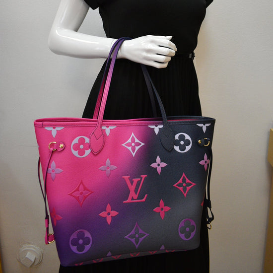 Louis Vuitton Neverfull MM Midnight Fuchsia in Coated Canvas with