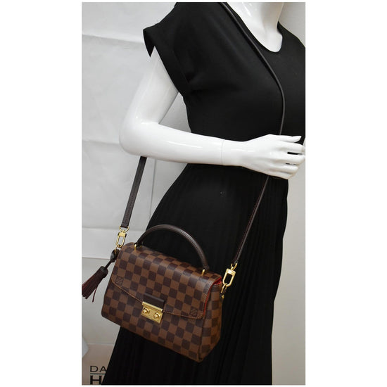 leather crossbody bag Louis Vuitton Brown in Leather - 24766983