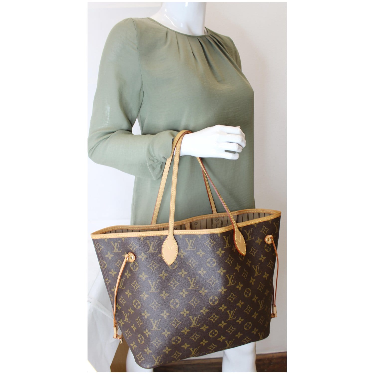 LOUIS VUITTON LOUIS VUITTON Neverfull MM Tote Bag M46102 Monogram leather  Beige Used Women LV M46102