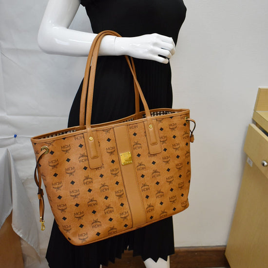 NEW Authentic MCM Medium Cognac Reversible Liz Shopper with pouch 100%  Authentic