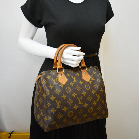 LOUIS VUITTON Speedy 25 Monogram Canvas Satchel Bag Brown