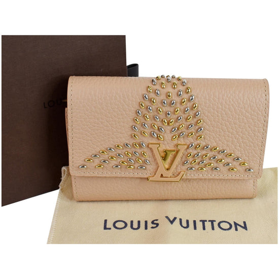 Capucines leather wallet Louis Vuitton White in Leather - 36008900