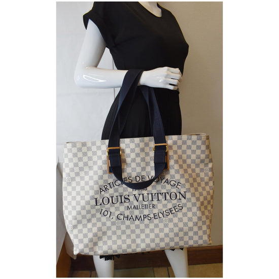 Louis Vuitton White Damier Azur Beach Cabas GM Blue Cloth ref.201511 - Joli  Closet