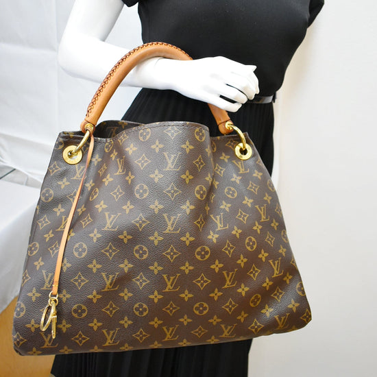 Louis Vuitton Atlantis Handbag Monogram Canvas MM at 1stDibs