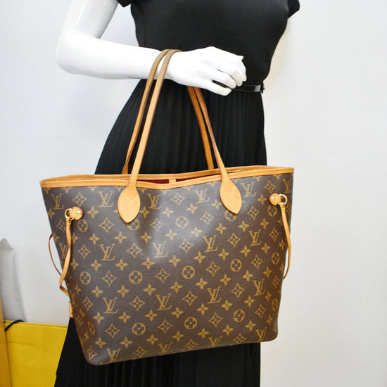 LOUIS VUITTON Neverfull MM Monogram Canvas Tote Bag Brown