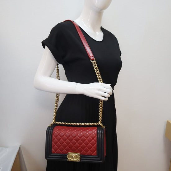 Auth CHANEL Red Quilted Lambskin Leather Chain Shoulder Flap Bag #49845