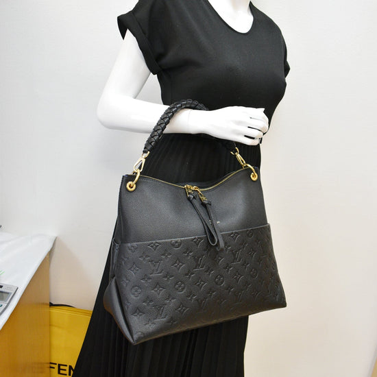 Maida leather handbag Louis Vuitton Black in Leather - 31233919