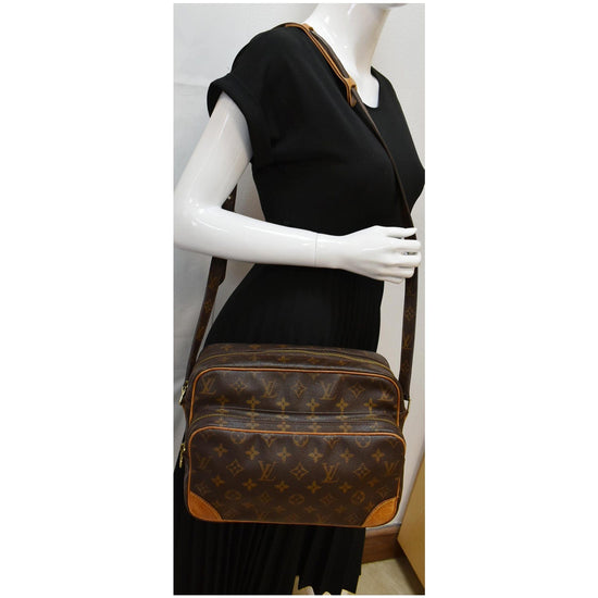 LOUIS VUITTON Monogram Canvas Nile Crossbody Bag