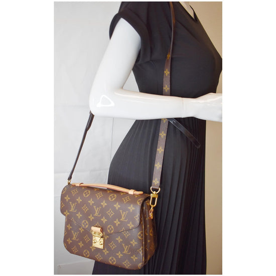 Louis Vuitton Pochette Métis Crossbody Bag Monogram Canvas Ebene brown