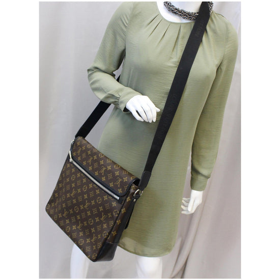 LOUIS VUITTON Shoulder Bag M56715 Bus MM Macasa Monogram macacer Brown –