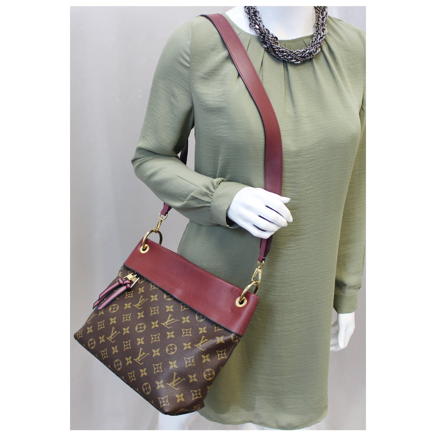 Louis Vuitton Tuileries Besace Monogram Canvas Bag