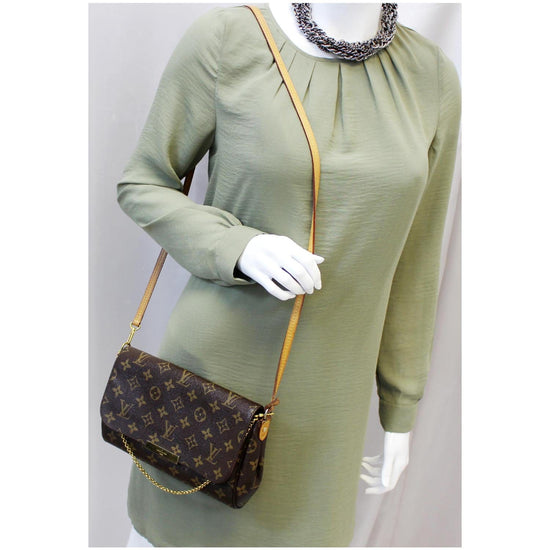 Favorite cloth crossbody bag Louis Vuitton Brown in Cloth - 34811805