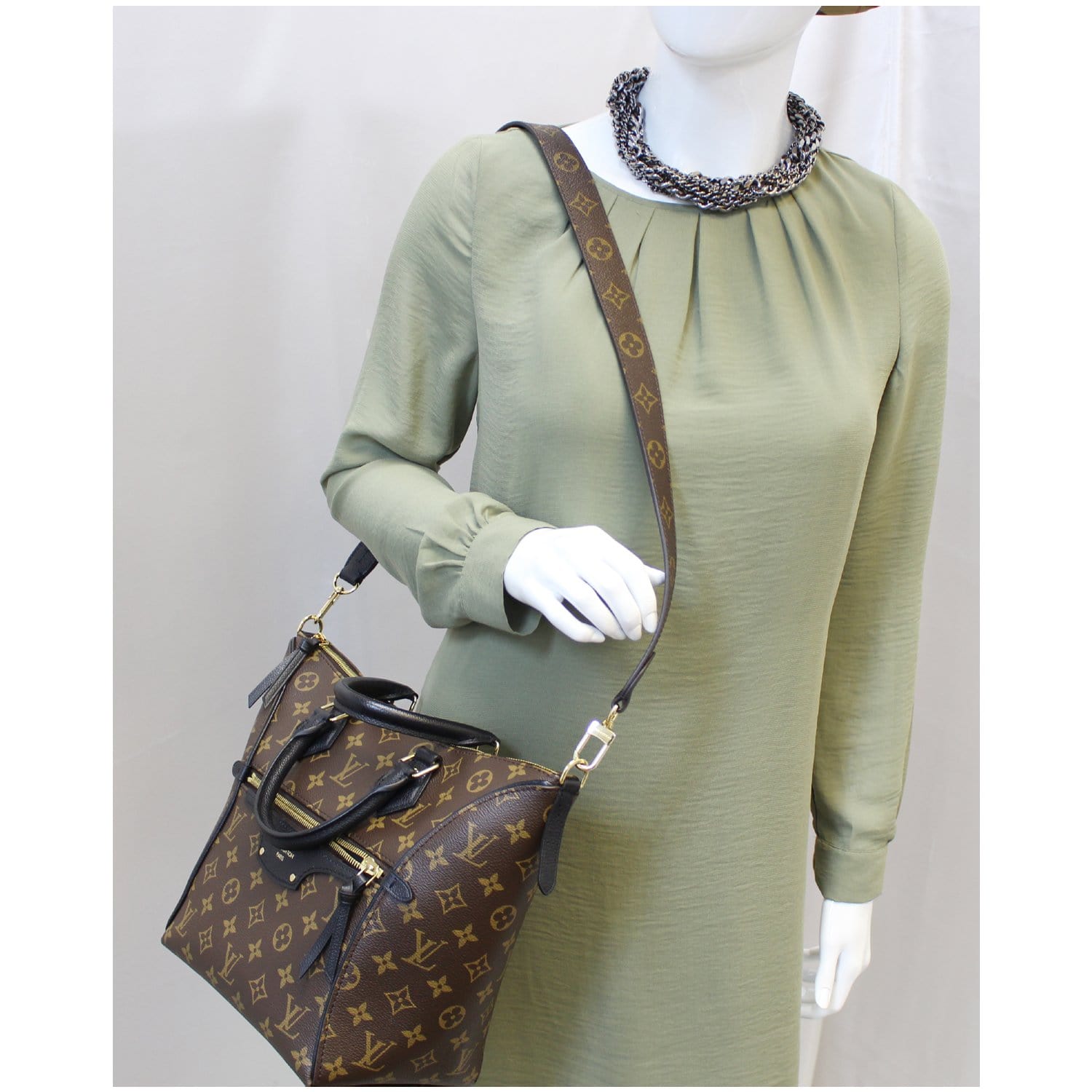 Replica Louis Vuitton M44057 Tournelle PM Tote Bag Monogram Canvas