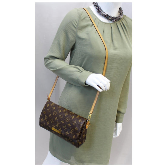 Louis Vuitton Monogram Canvas  Crossbody Bag. DC: TH0013