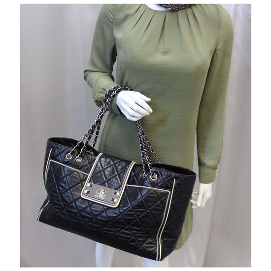 Chanel bag/purse patent leather - Gem