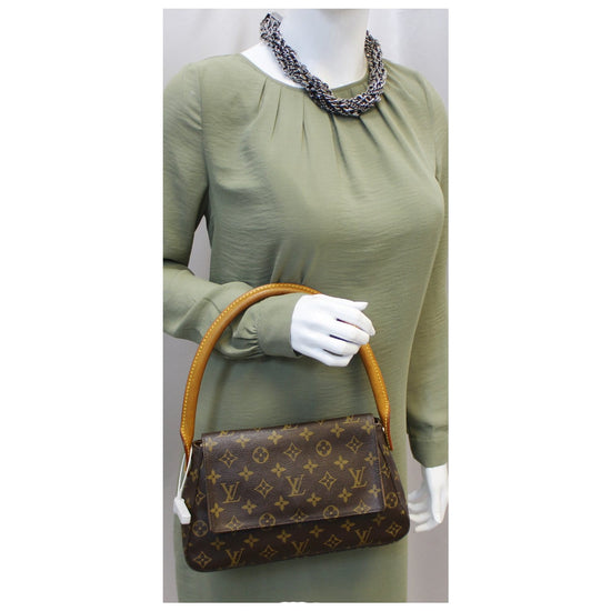 PRE-OWNED LOUIS VUITTON MONOGRAM CANVAS MINI LOOPING HAND/ SHOULDER BAG