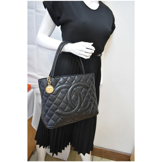 Classic , Chic & Chanel ! Such a great size ! Quilted Caviar Medallion Tote  (14 x 9 x 5)