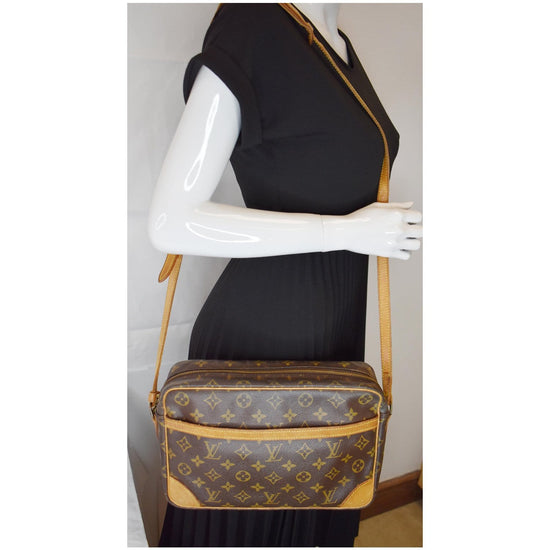 Shop for Louis Vuitton Monogram Canvas Leather Trocadero 23 cm Bag -  Shipped from USA