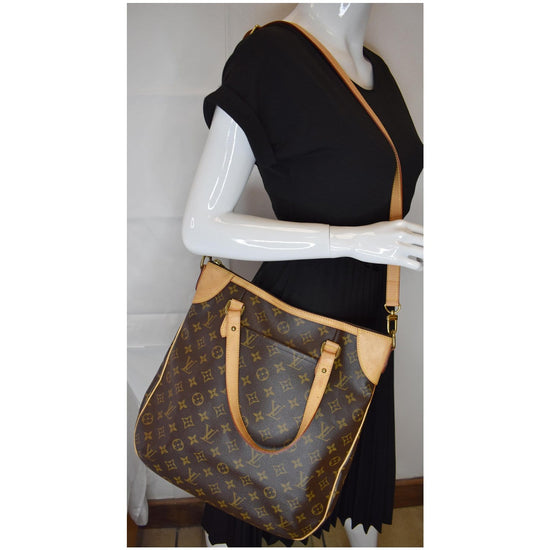 Louis Vuitton Brown Monogram Odeon GM Leather Cloth ref.976373